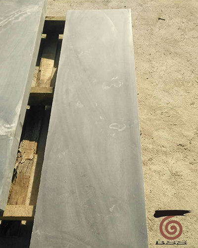 Flooring tiles
