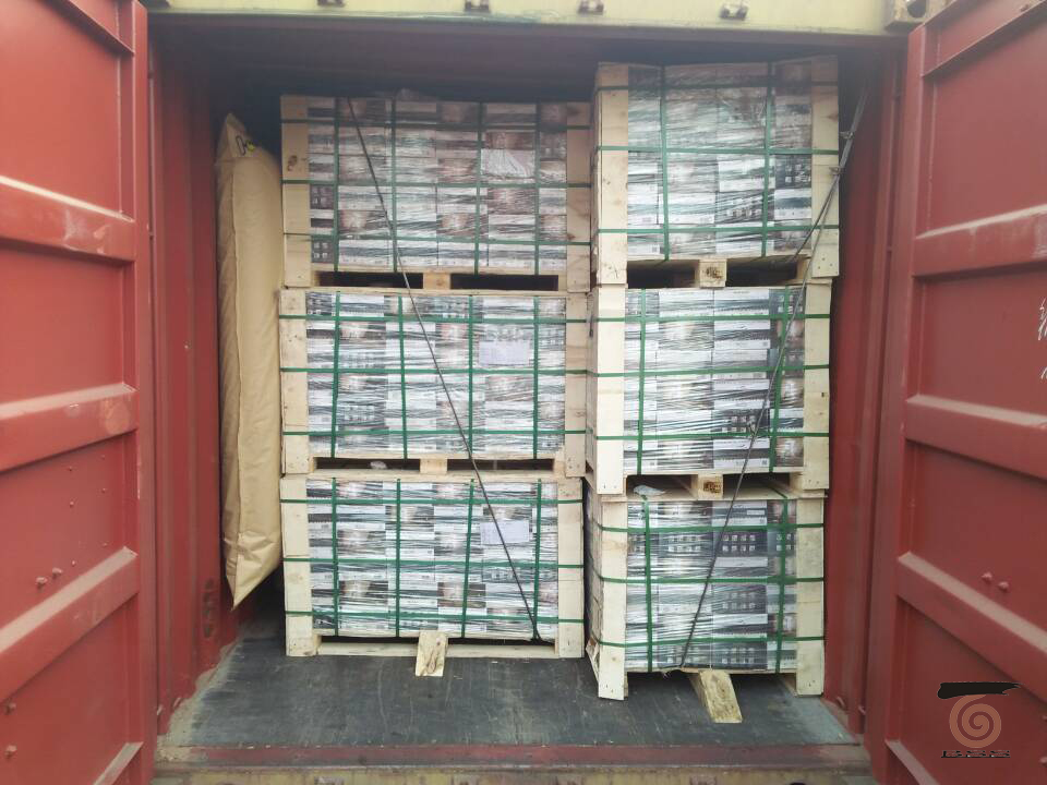 Flooring tiles