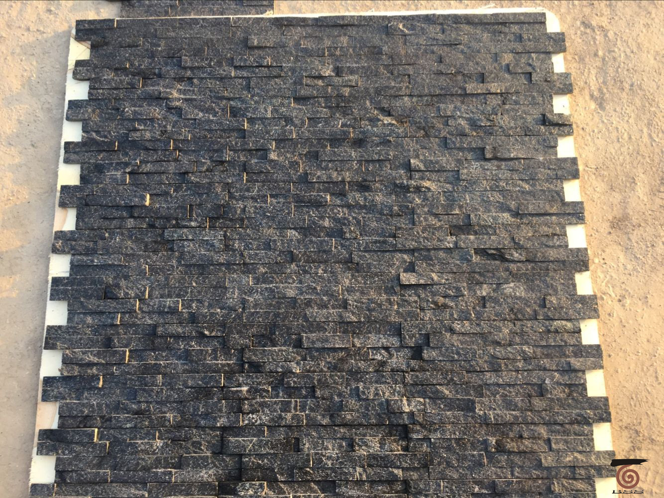 Flooring tiles