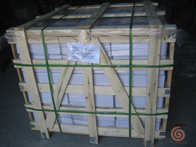 Flooring tiles